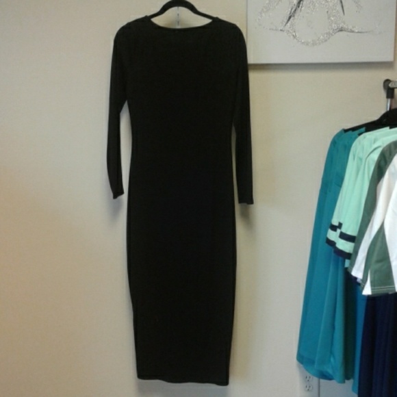 Dress - Picture 3 of 3